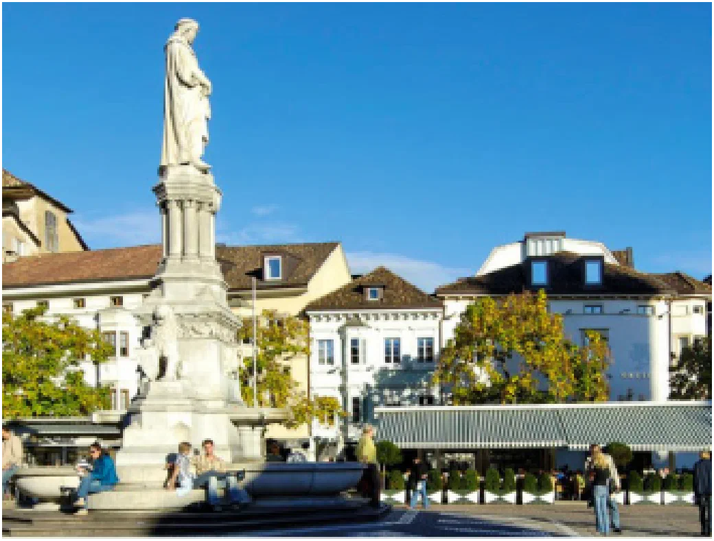 Paesaggio intorno a Lana e Merano
