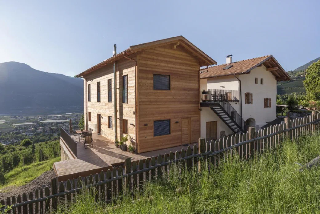 Greiterhof con ampliamento moderno